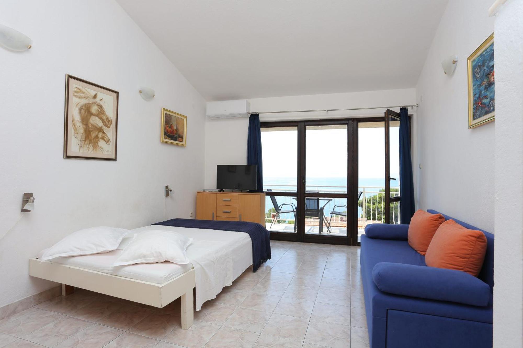 Apartments By The Sea Baska Voda, Makarska - 300 Bagian luar foto