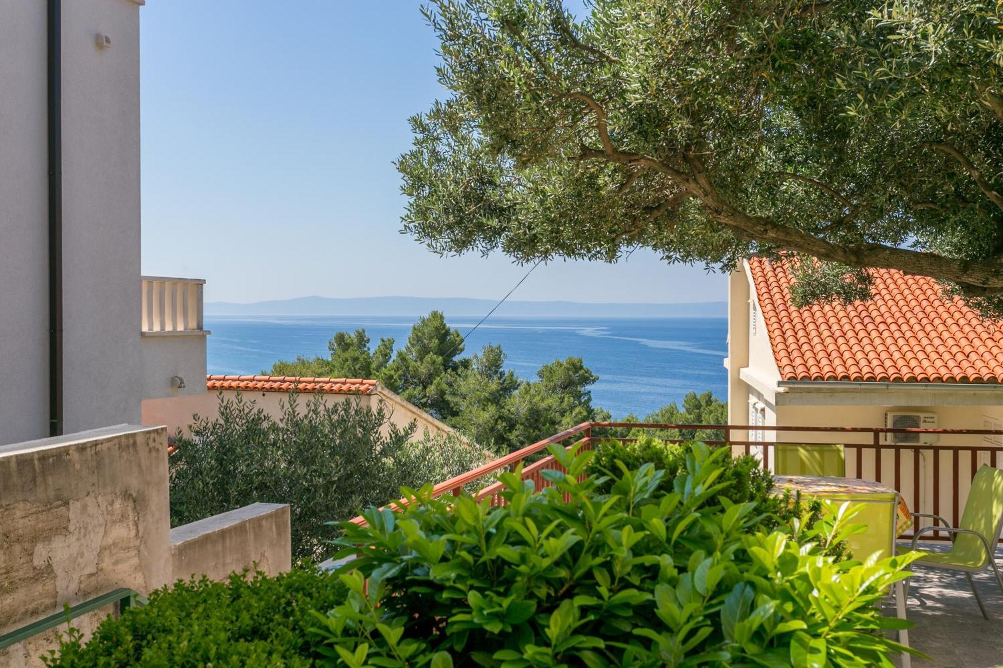 Apartments By The Sea Baska Voda, Makarska - 300 Bagian luar foto