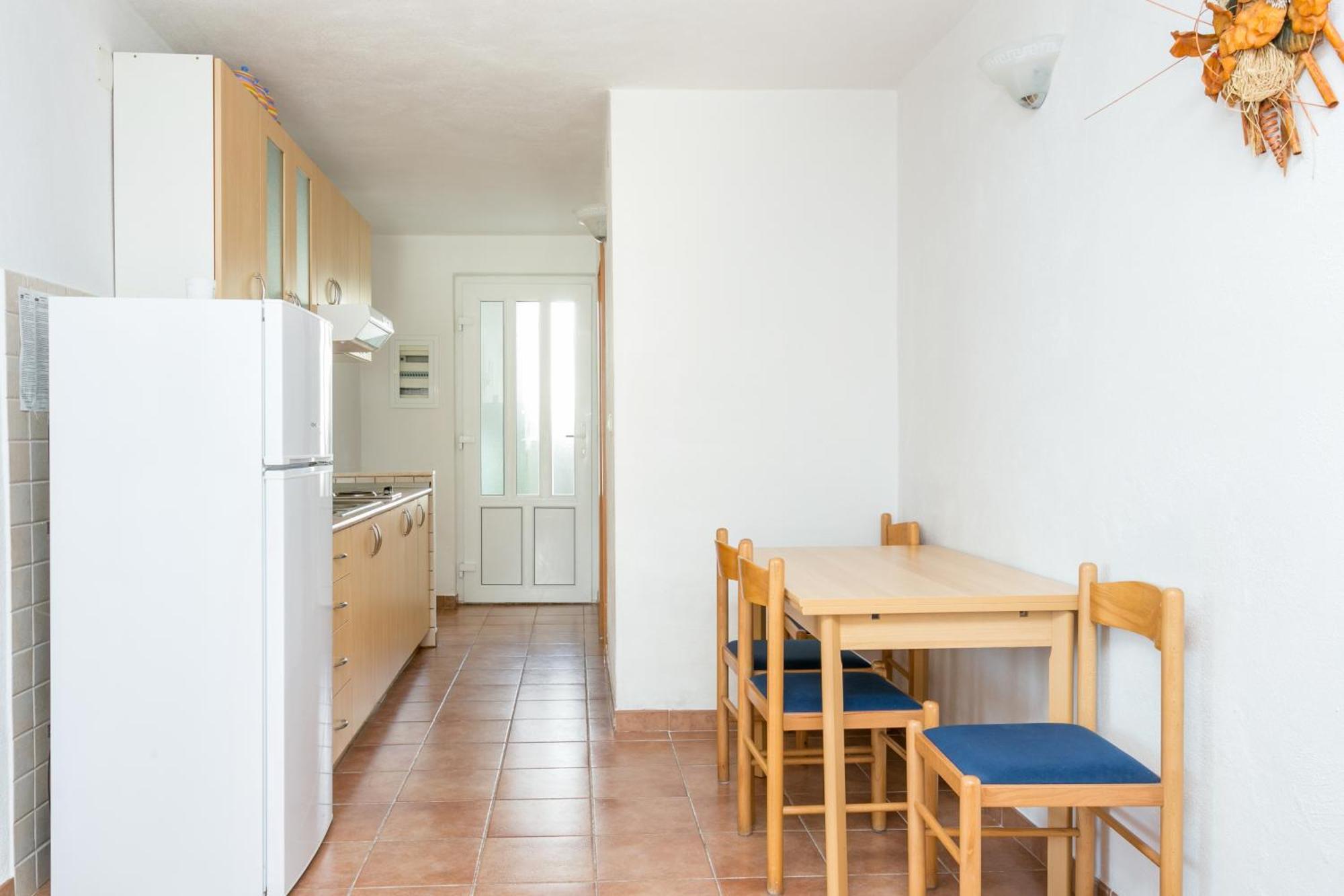 Apartments By The Sea Baska Voda, Makarska - 300 Ruang foto